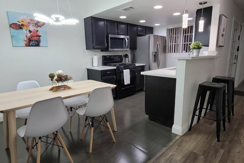 L - Fully Remodeled And Professionally Decorated 라스베이거스 외부 사진